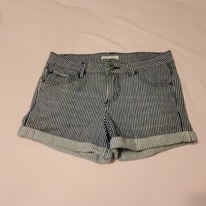 Girls-Copper Key stretch blue striped shorts